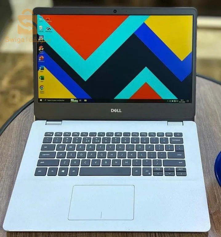 Laptop dell inspiron 5493
Processeur : i7-1065G7 1.50Ghz (8CPUs)
RAM: 8GB DDR4
SSD: 512 GB
Carte graphique: Nvidia GeForce M×250 with 2Gb ddr5 + intel UHD
État: 9/10