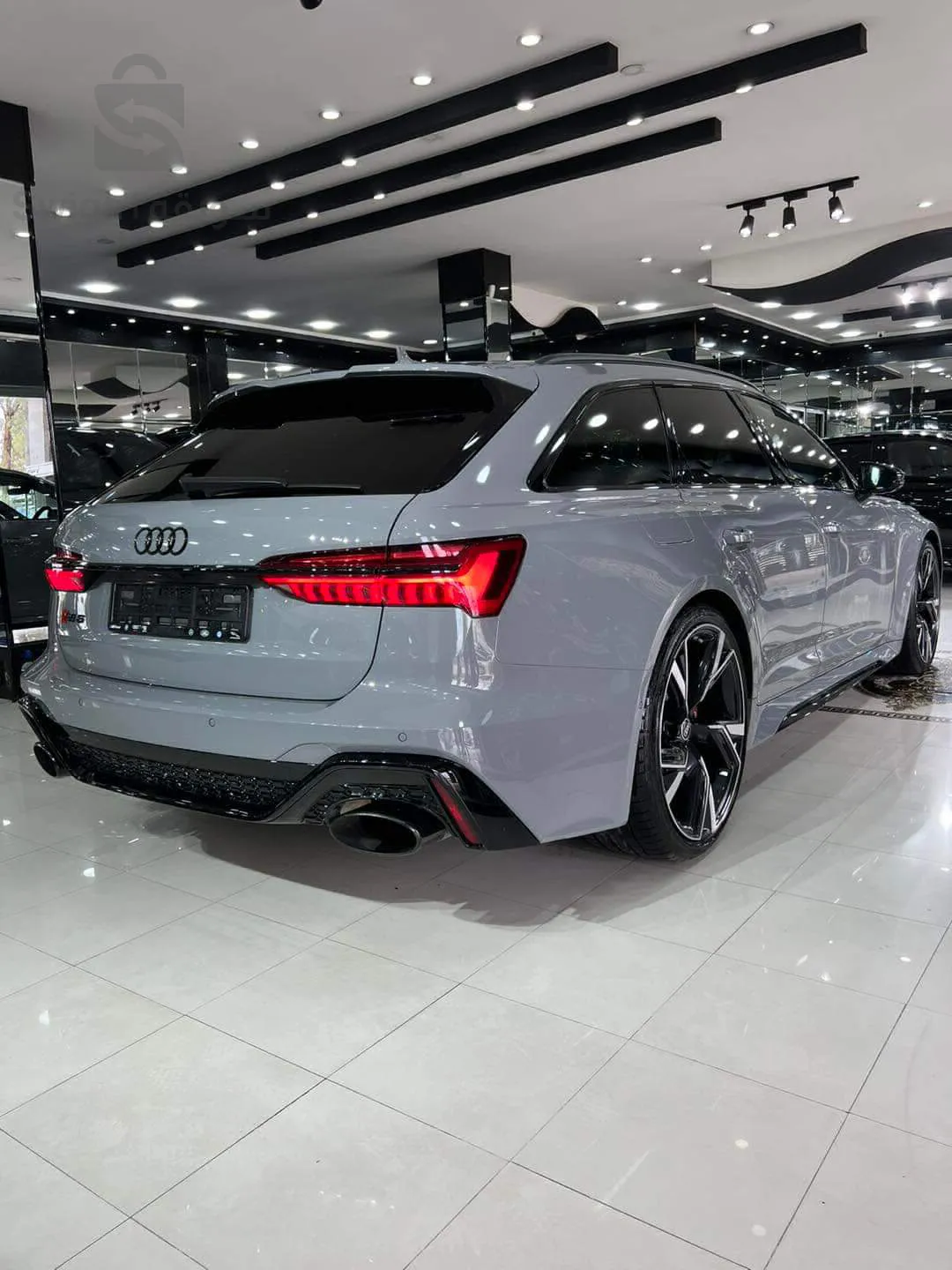 AUDI RS6