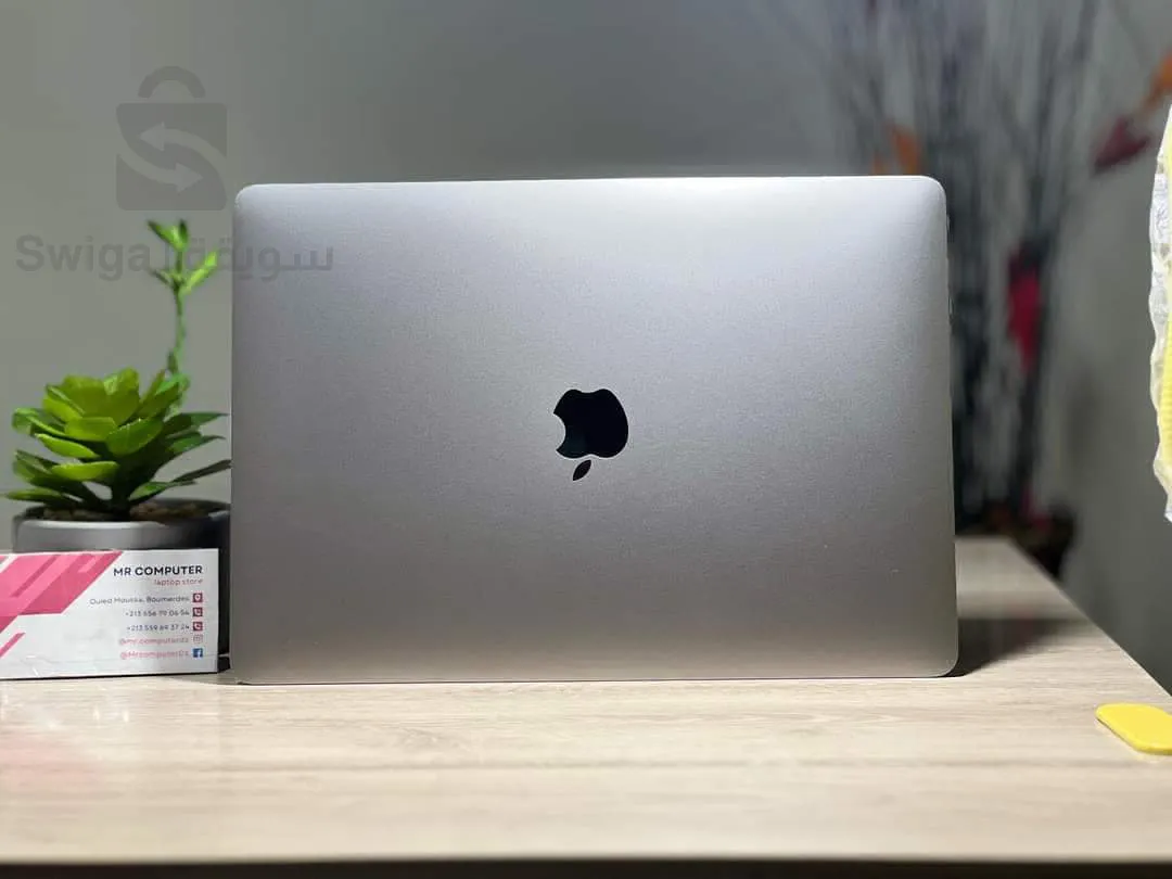 MACBOOK PRO 2020 M1