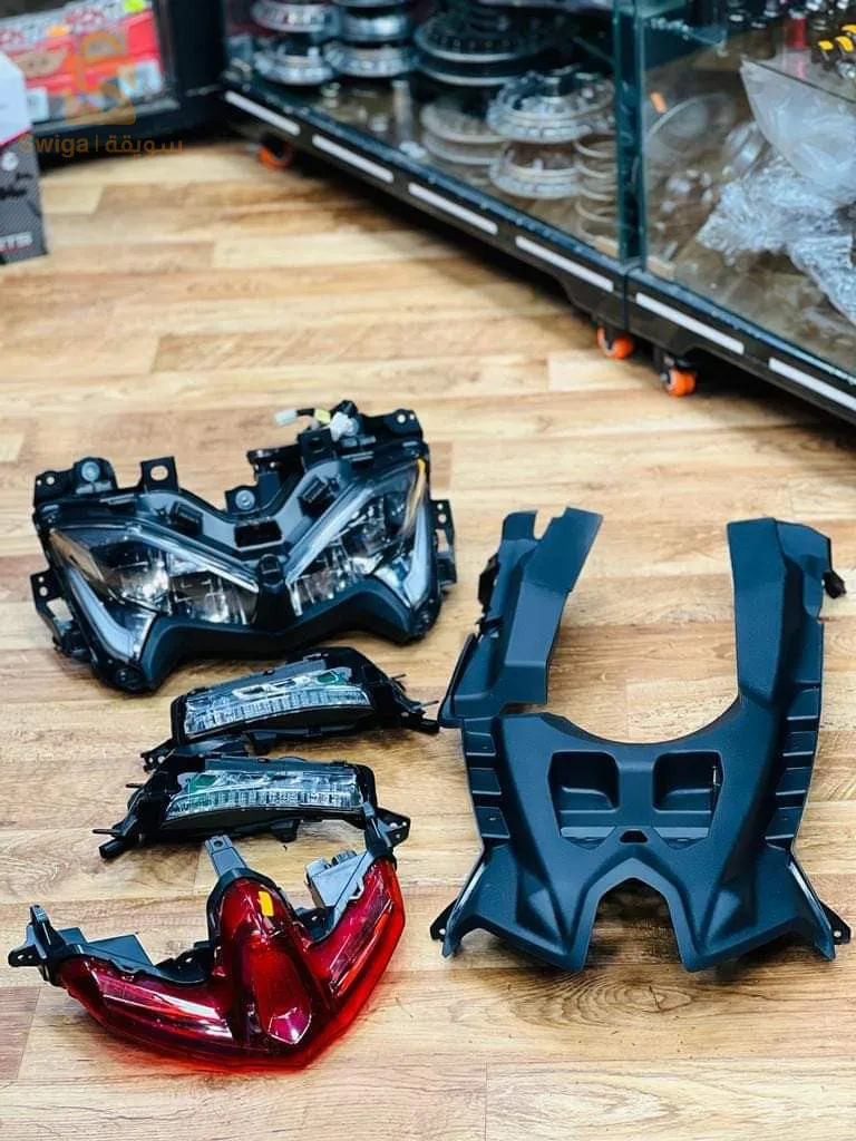 Pour Tmax 560 disponible