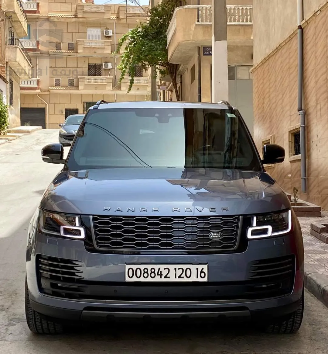 Range Rover Vogue p400