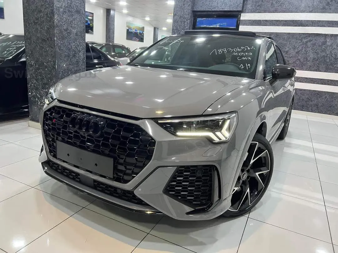 Audi RSQ3 SPORT