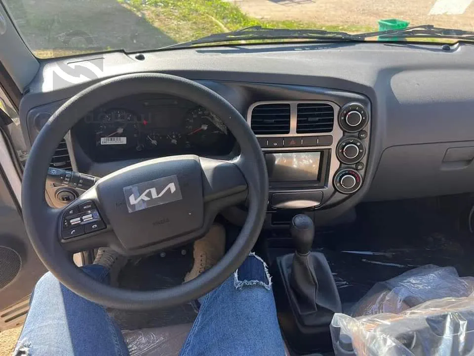 KIA K2700