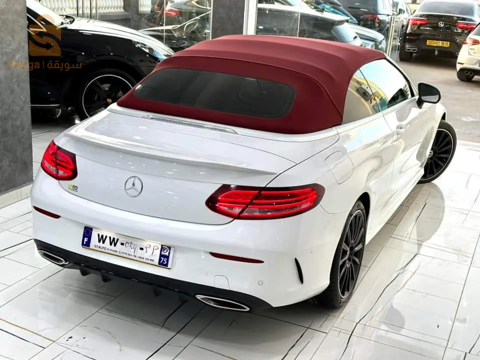 Mercedes Benz 2022