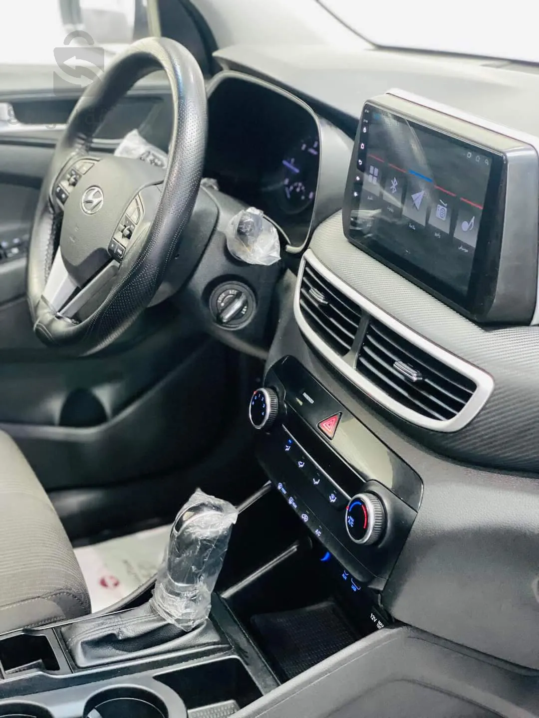 HYUNDAI TUCSON :-: 2.0 D