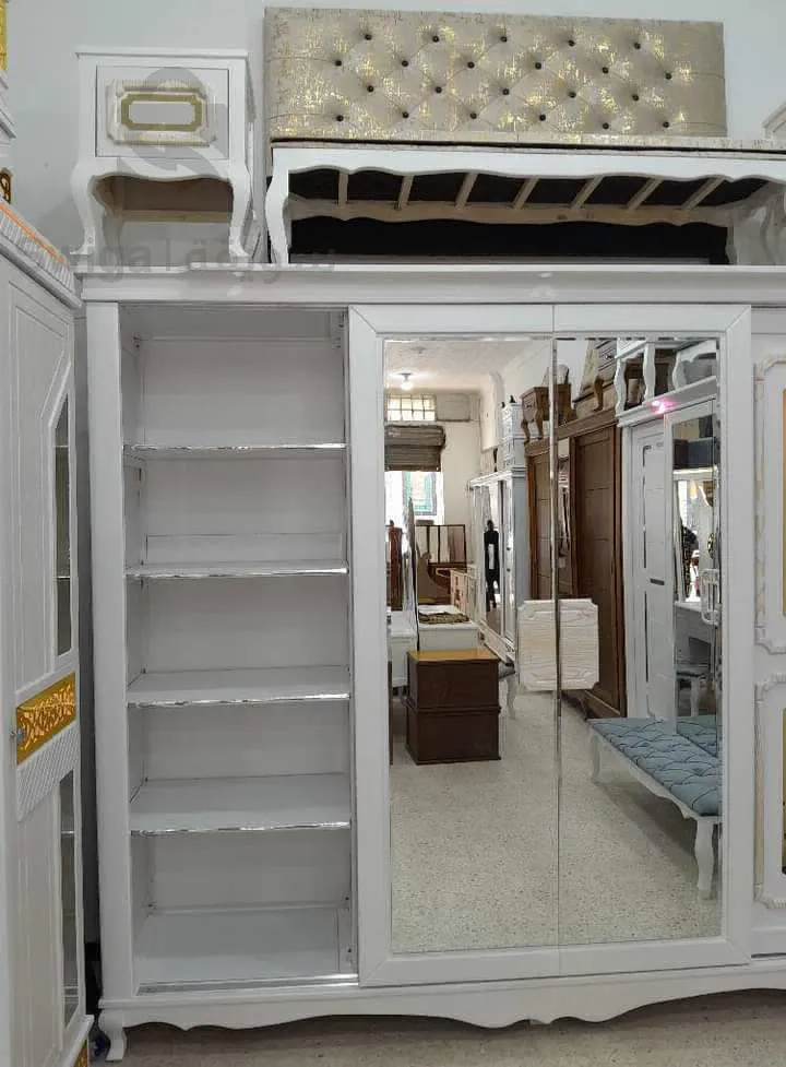 خزانة الملابس