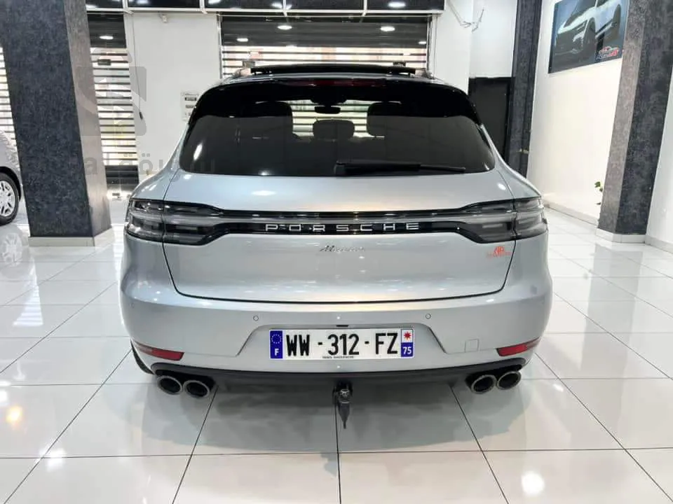 MACAN