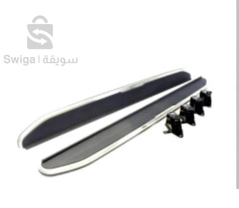 Step installation on a Range Rover