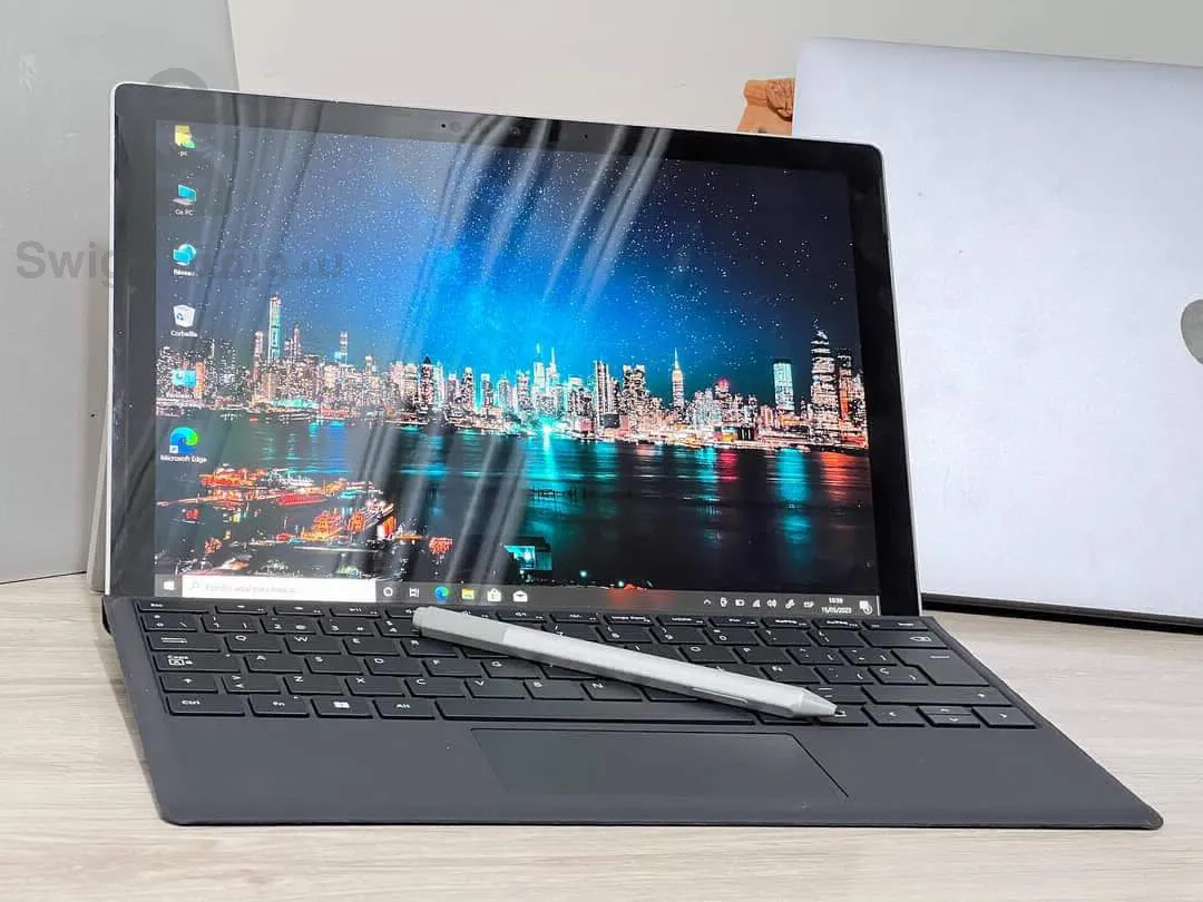 MICROSOFT SURFACE PRO