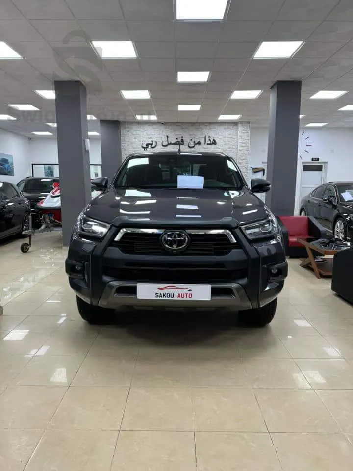 Toyota hilux adventure