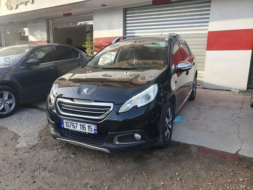 PEUGEOT 2008