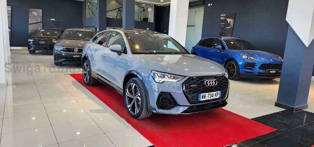 Audi Q3 2023 S Line 00k