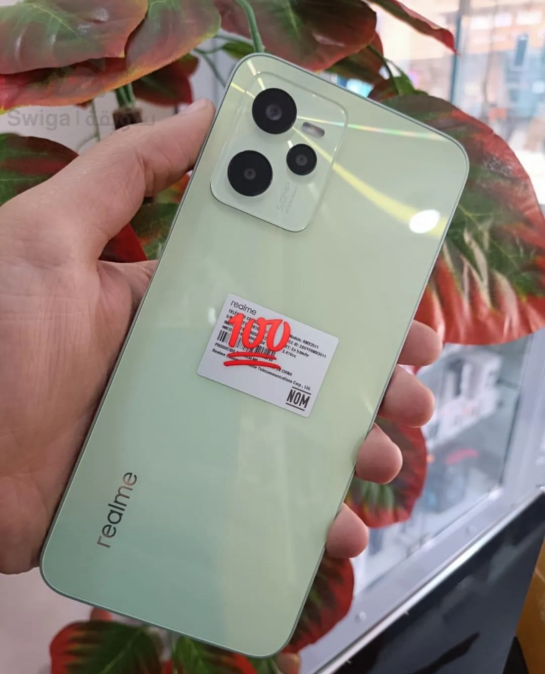 realme C35
