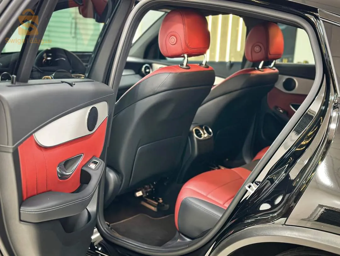 Mercedes GLC 𝟐𝟎𝟐𝟑 300D