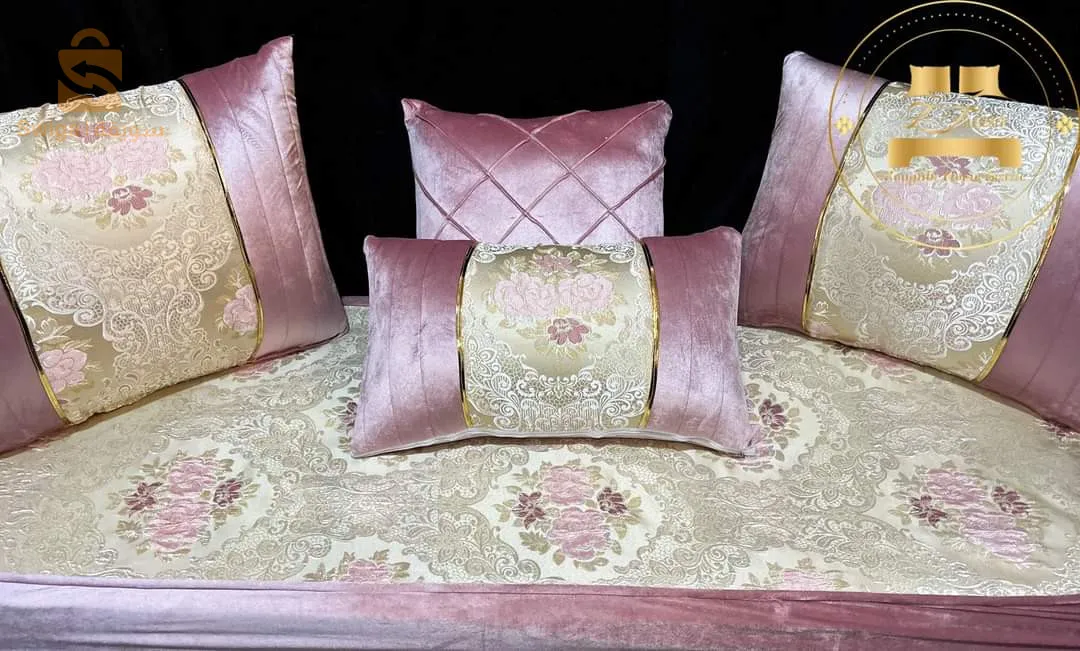 Salon marocain 5 pièces