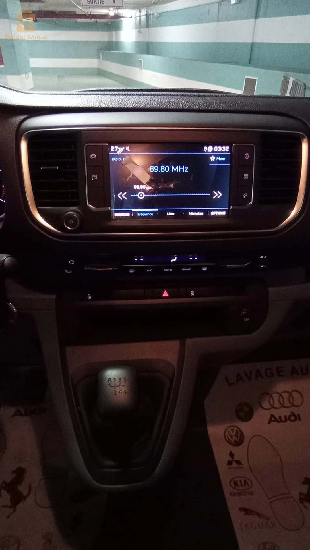 Peugeot Traveller 9 Places 2022