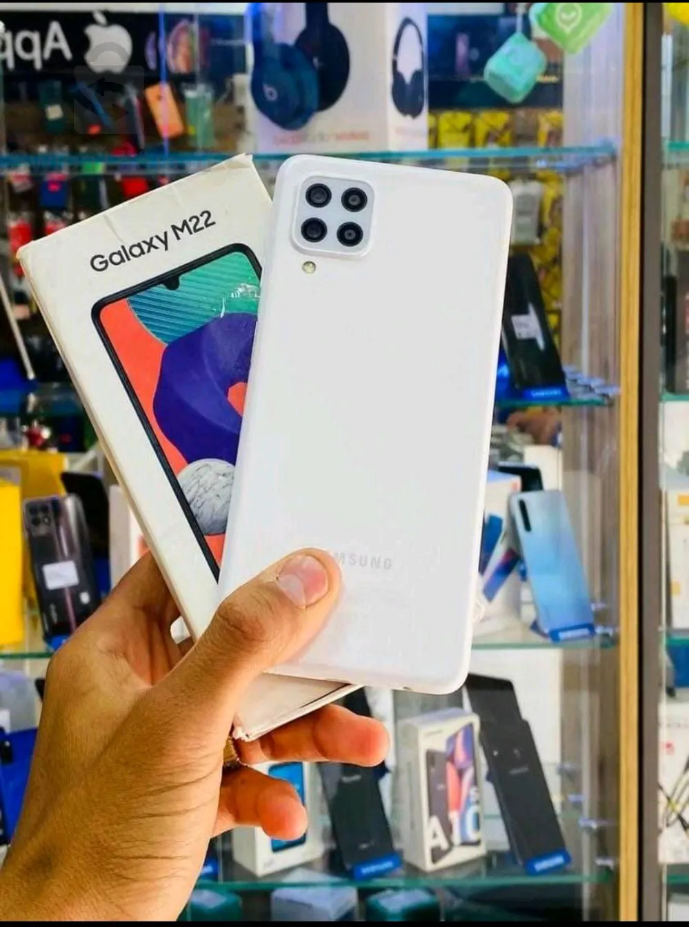 SAMSUNG m22