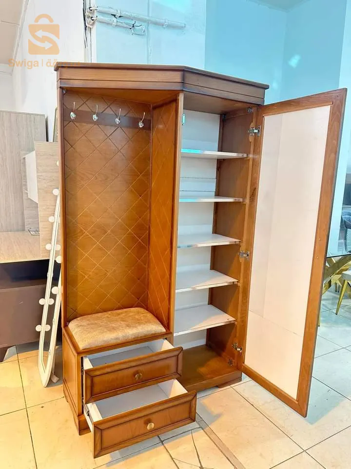 خزانة الأحذية