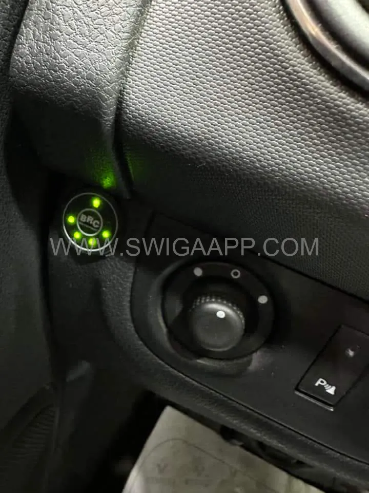 Renault symbol ess 1.6 MPI 100ch +GPL