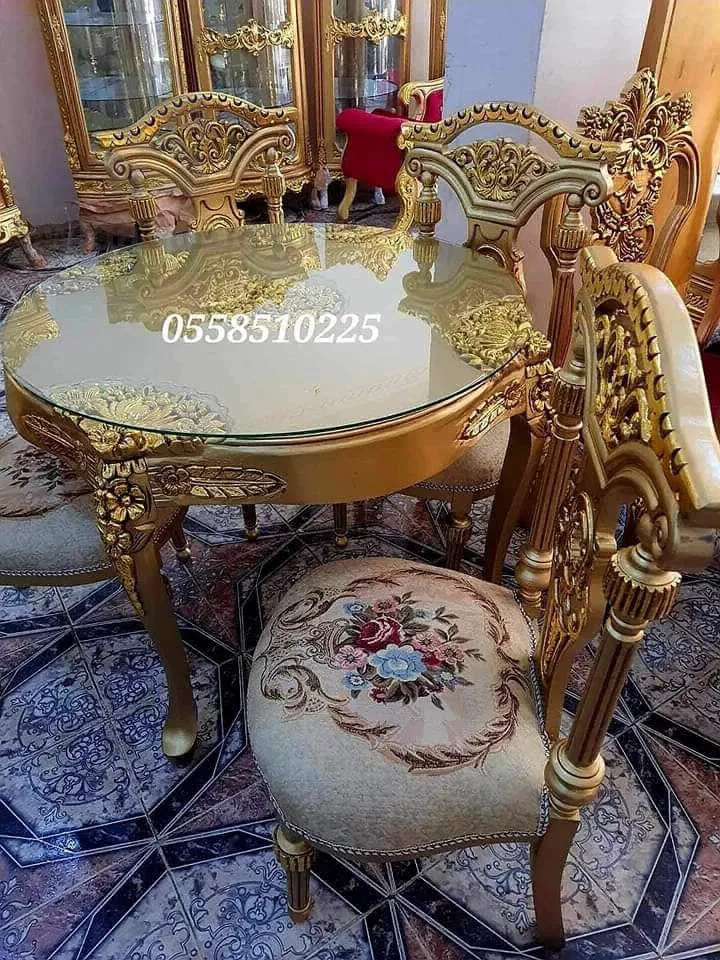 طاولة