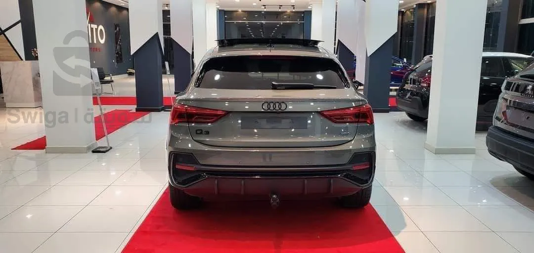 Audi Q3 2022 S Line