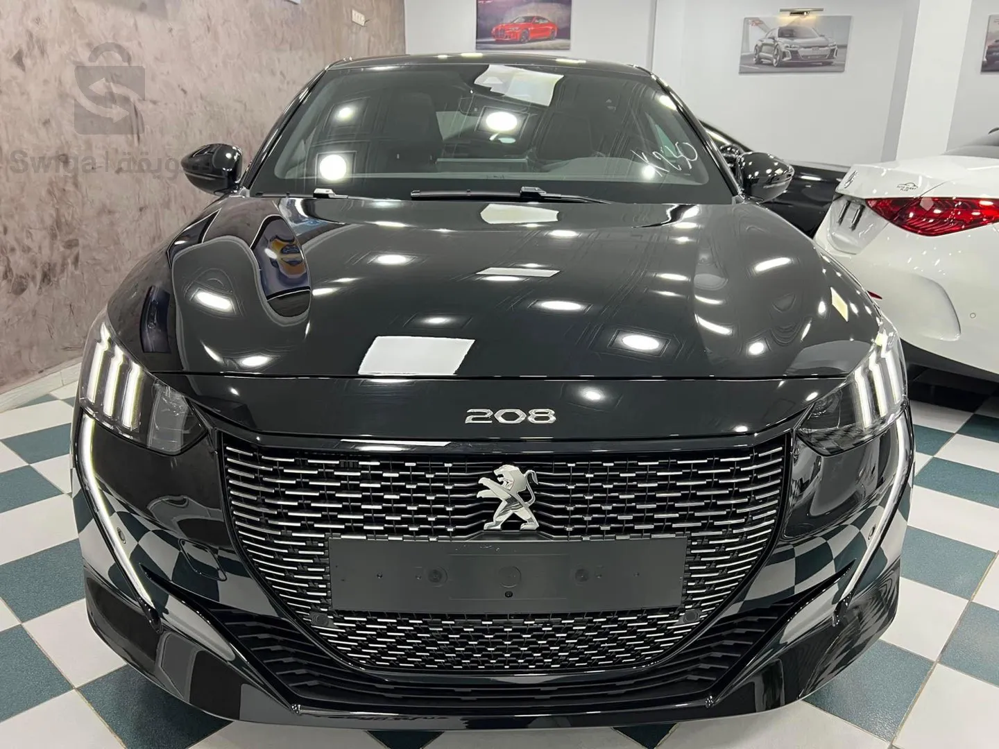 Peugeot_208 GT