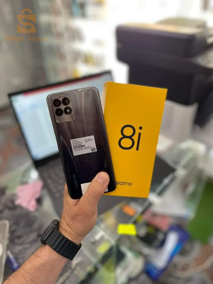 realme 8i