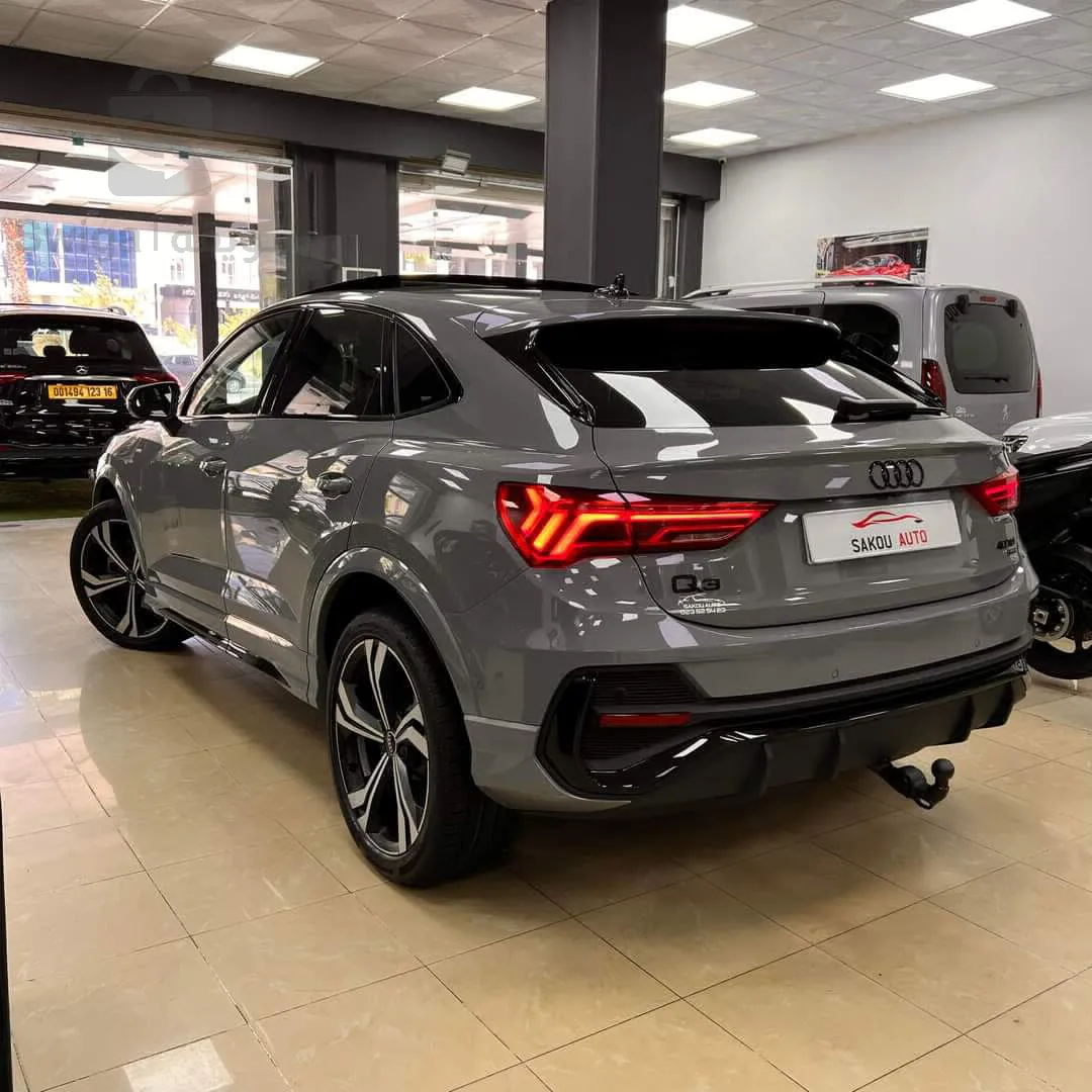 Audi   Q3