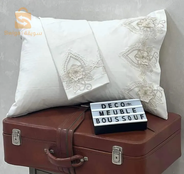 غلاف وسادة