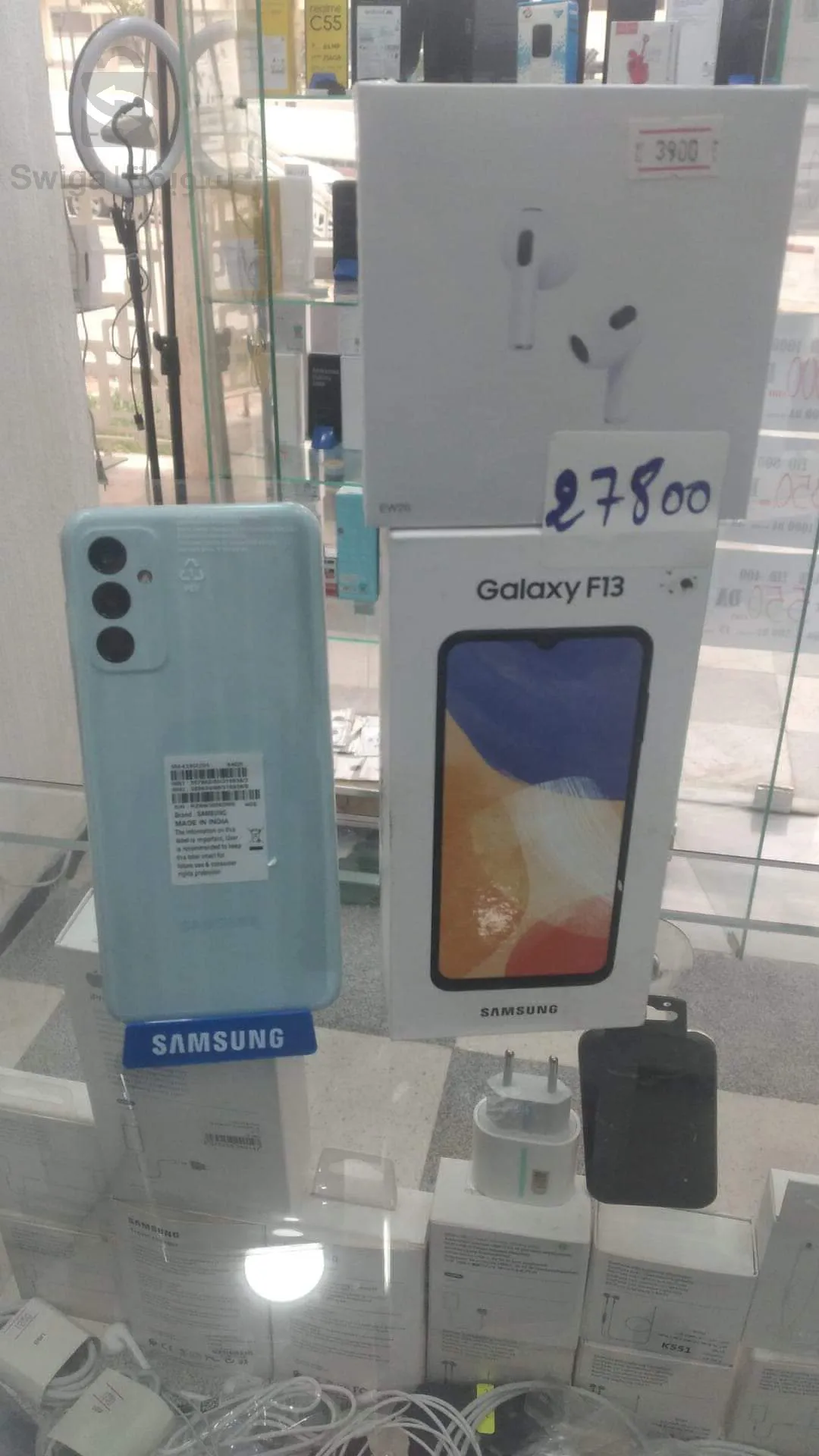 Samsung F13