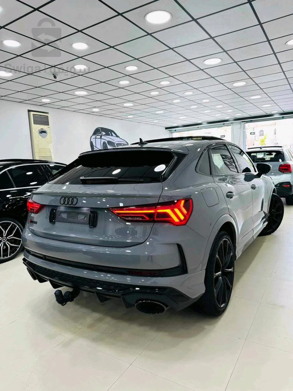 AUDI          RS   Q3