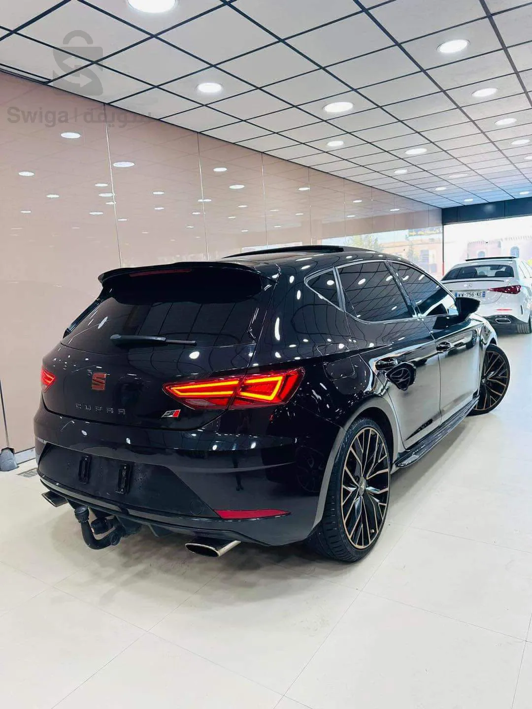 SEAT         LEON     CUPRA