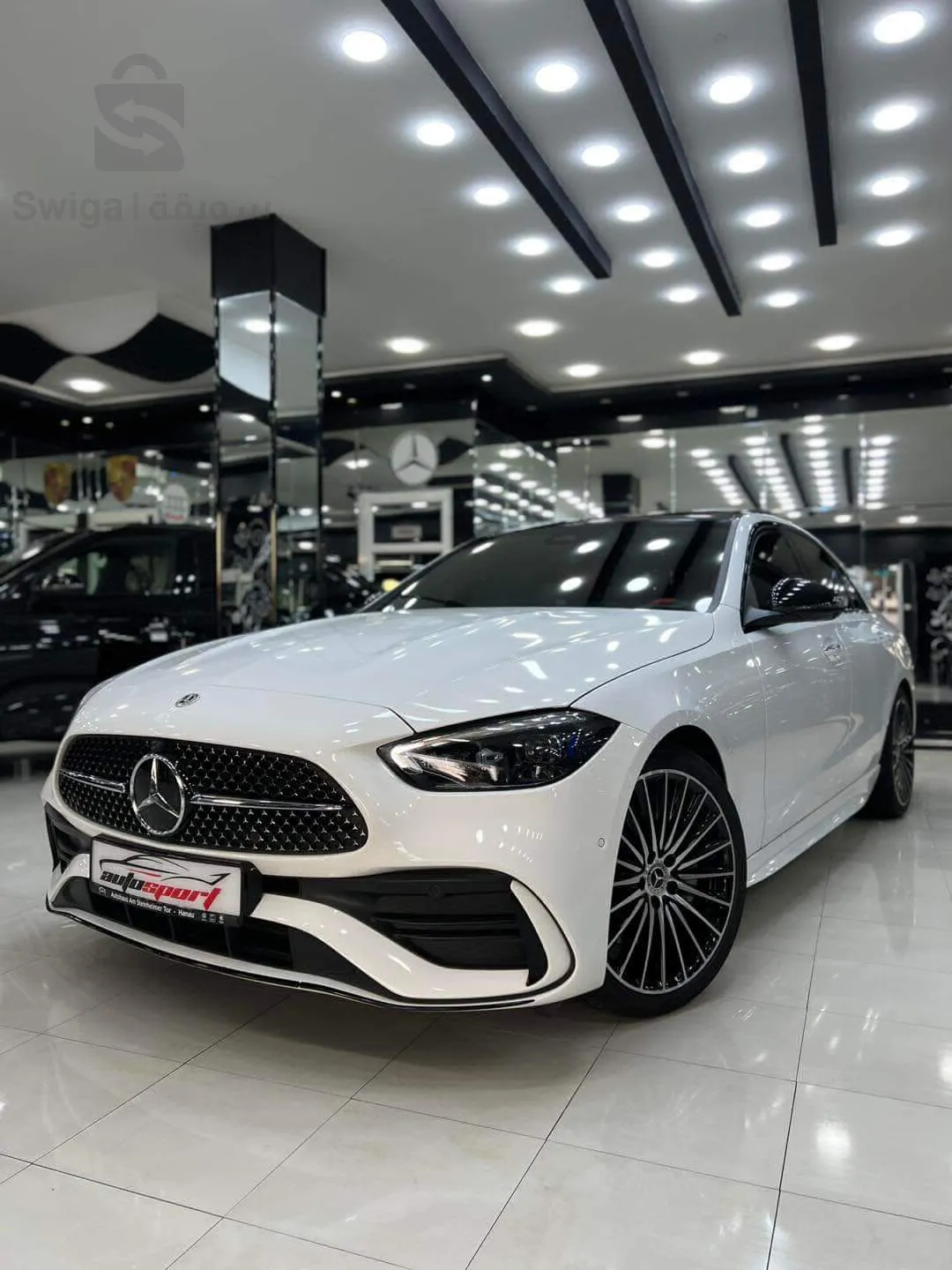 Mercedes.          C220