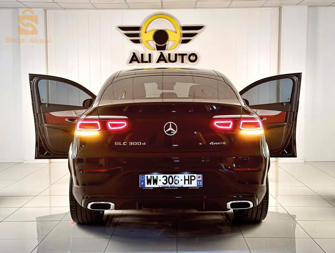 Mercedes GLC 𝟐𝟎𝟐𝟑 300D