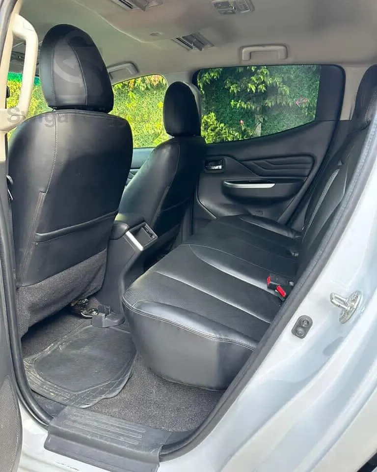 Mitsubishi L200 Sportero