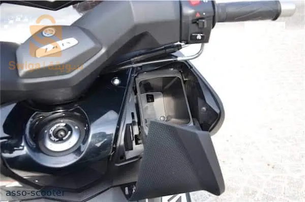 Boite a gant tmax 530