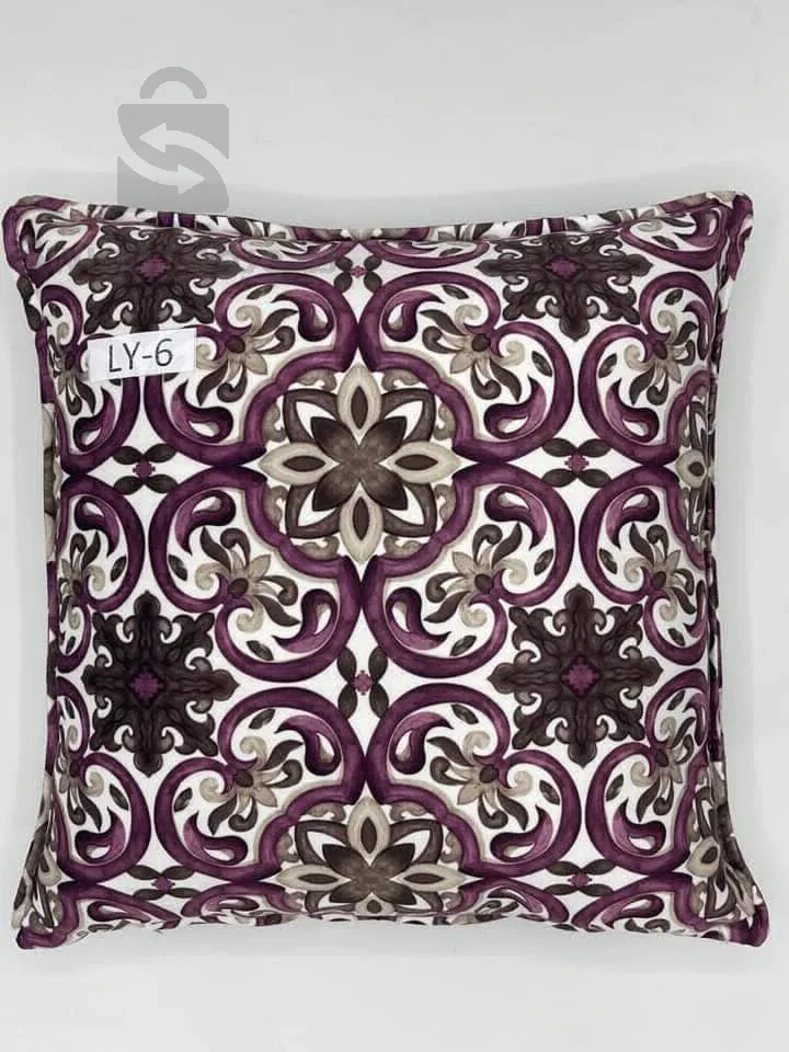 وسائد التزين