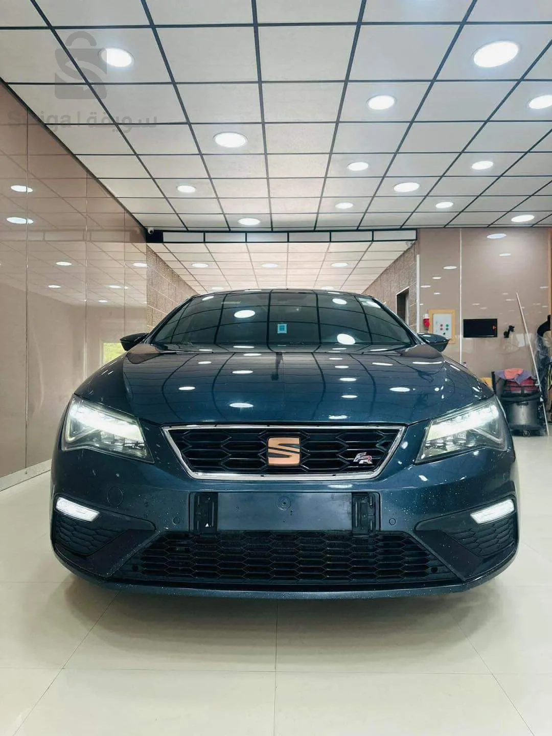 SEAT      LEON     F R