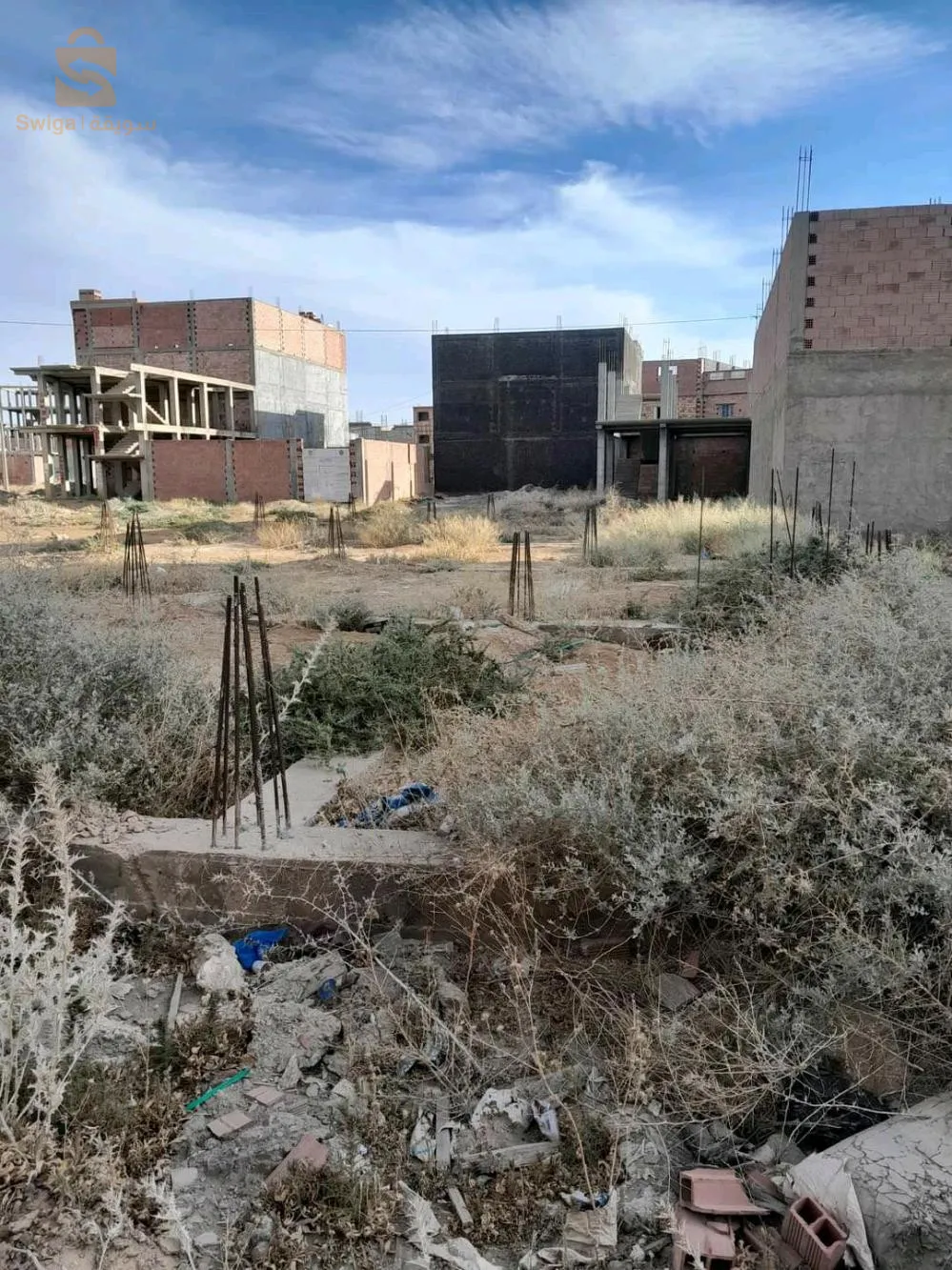 قطة ارض للبيع