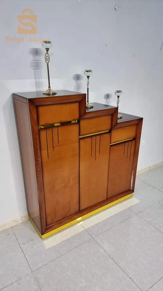 خزانة جانبية