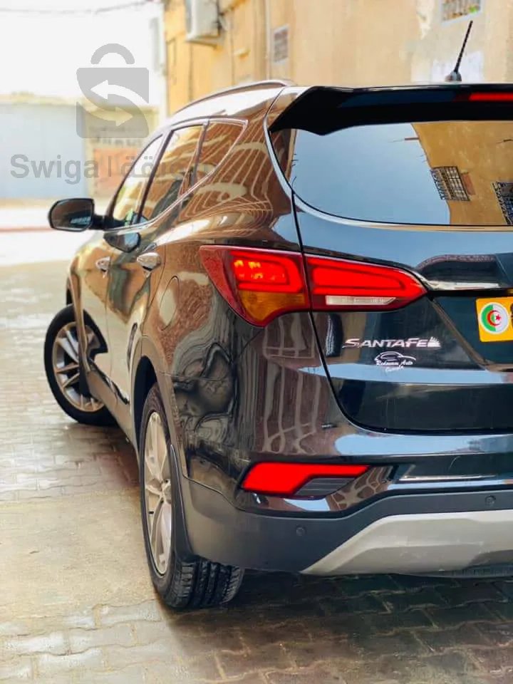 Hyundai SantaFe 2.2L CRDI (4x4)197ch.2019صافي