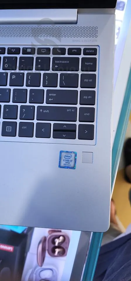 HB tactile ELITE BOOK