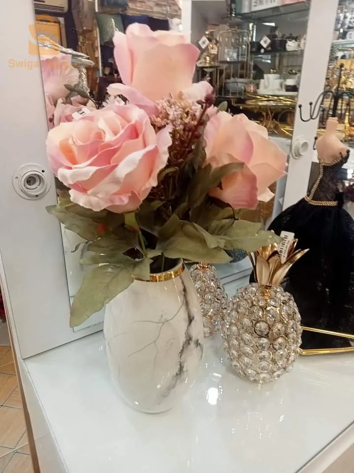 vase