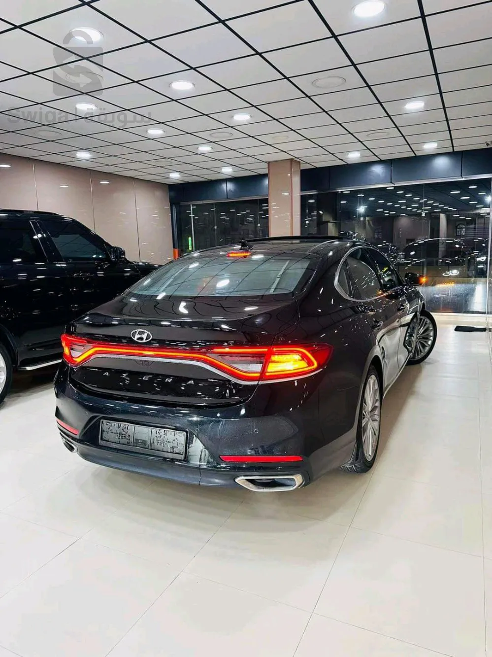 HYUNDAI         AZERA