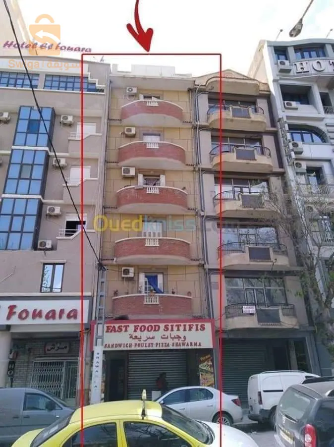 بناية للبيع