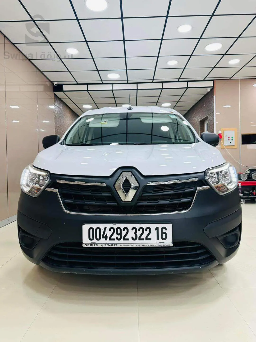 RENAULT        EXPRESS