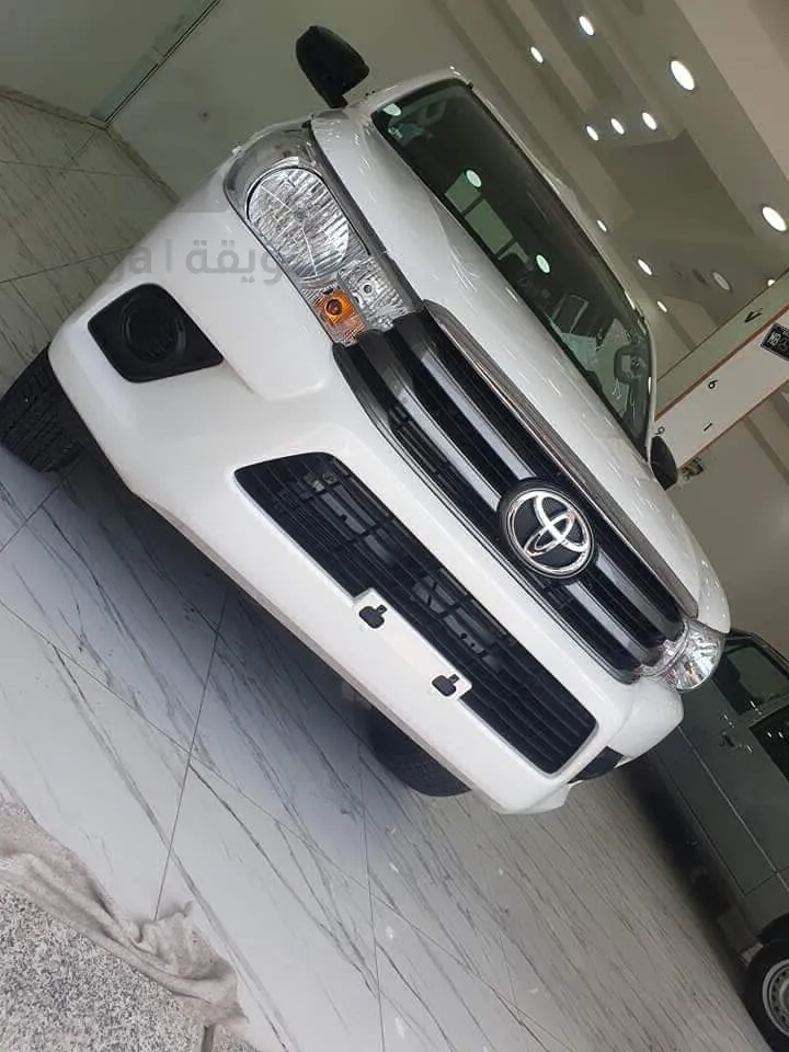 TOYOTA DOUBEL CABINE