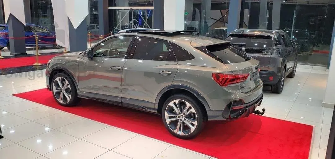 Audi Q3 2022 S Line