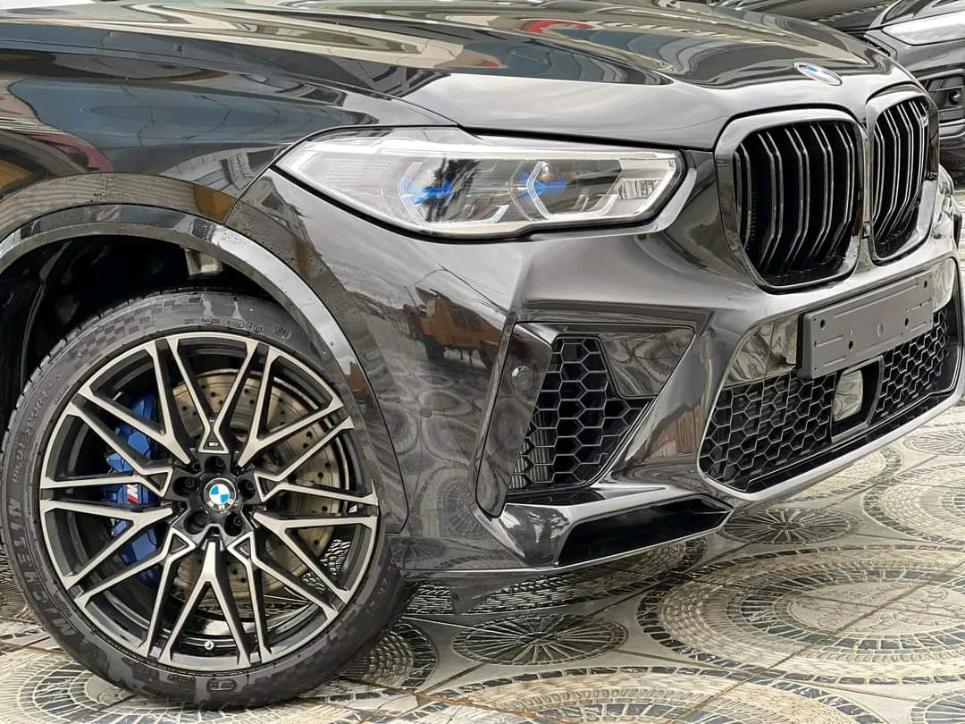 B.M.W X5 M-Competition 625ch