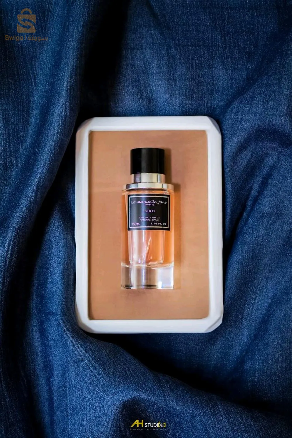 Wedding photography in detail